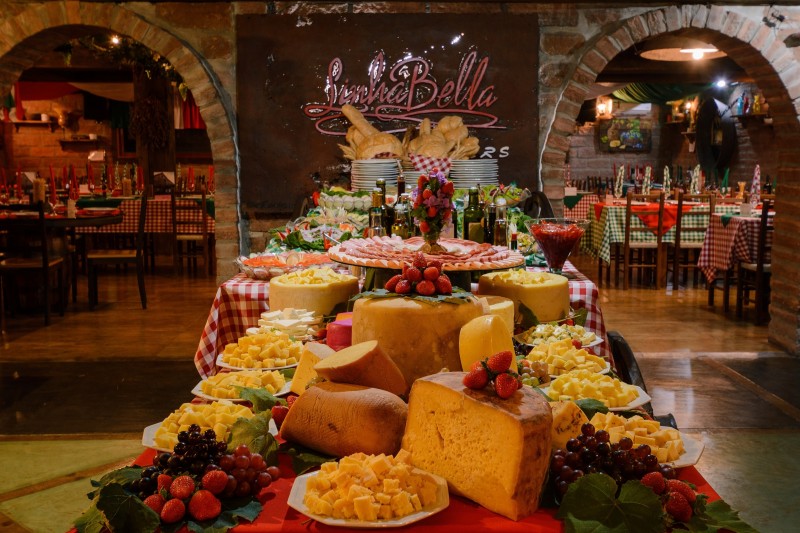 Noite Italiana em Gramado: Uma Imersão Cultural com Desconto Especial 1 Cupom Noite Italiana