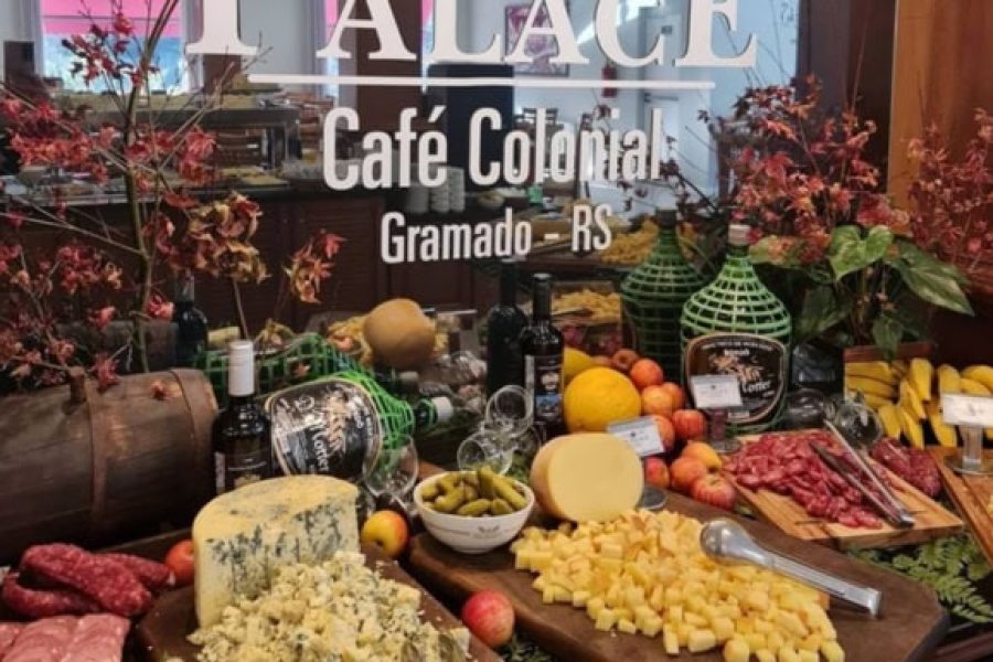 Sky Palace Café Colonial