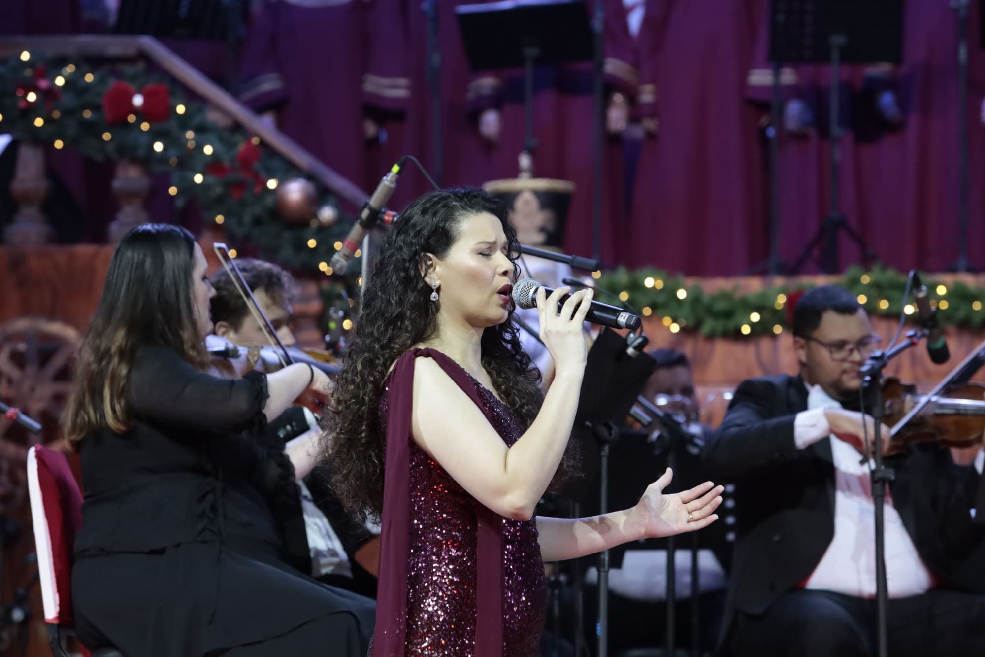 Violoncelistas da Orquestra Sinfônica de Gramado no Natal Luz In Concert em Gramado