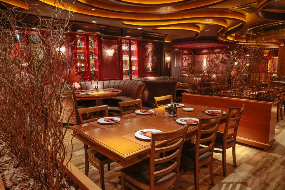 Ambiente da Churrascaria Chama de Fogo, em Gramado