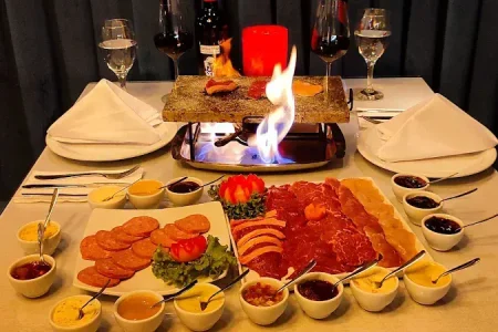 Chaplins Fondue Gramado